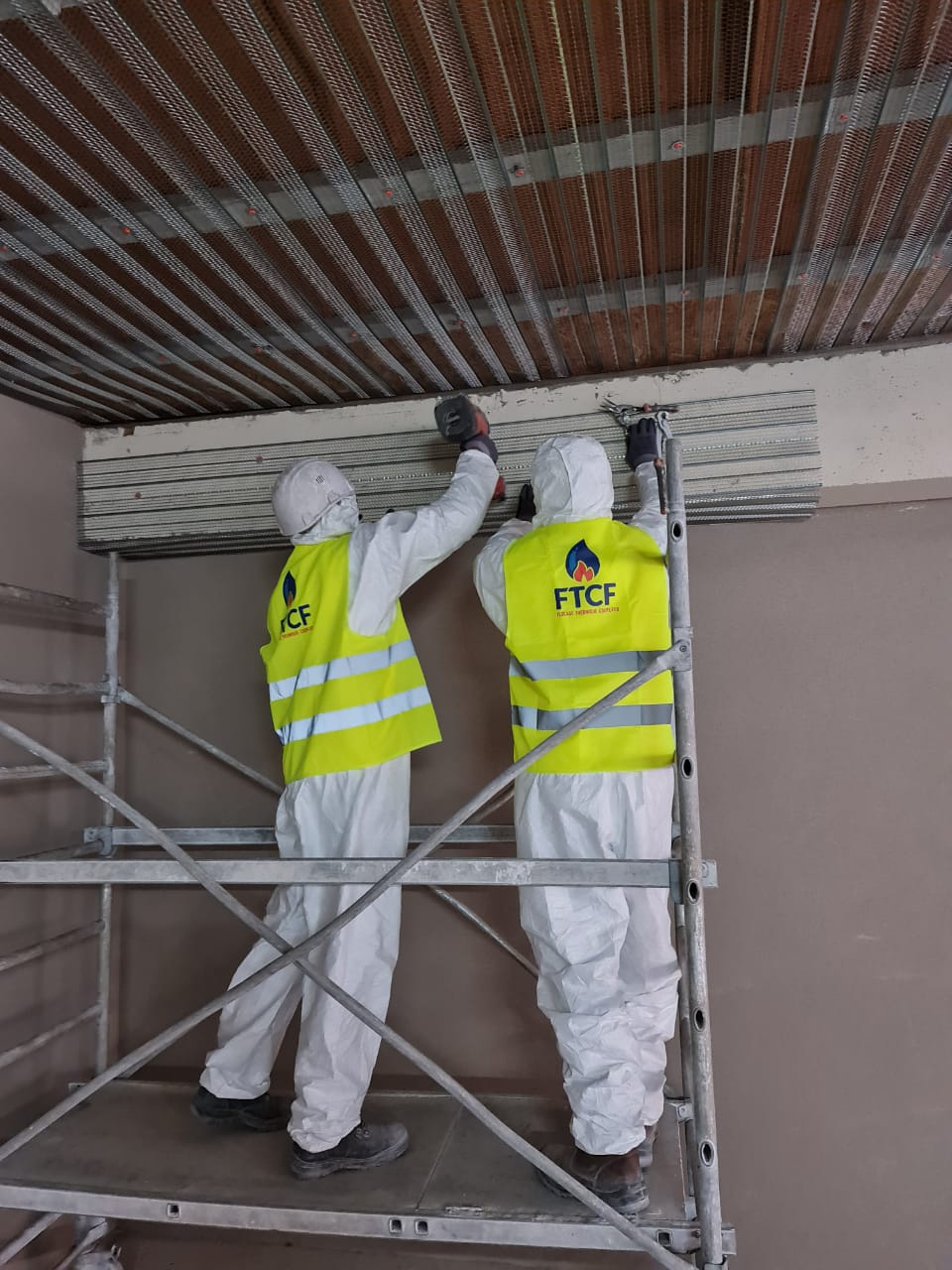 Préparation du support Nergalto sous le plancher bois à Paris